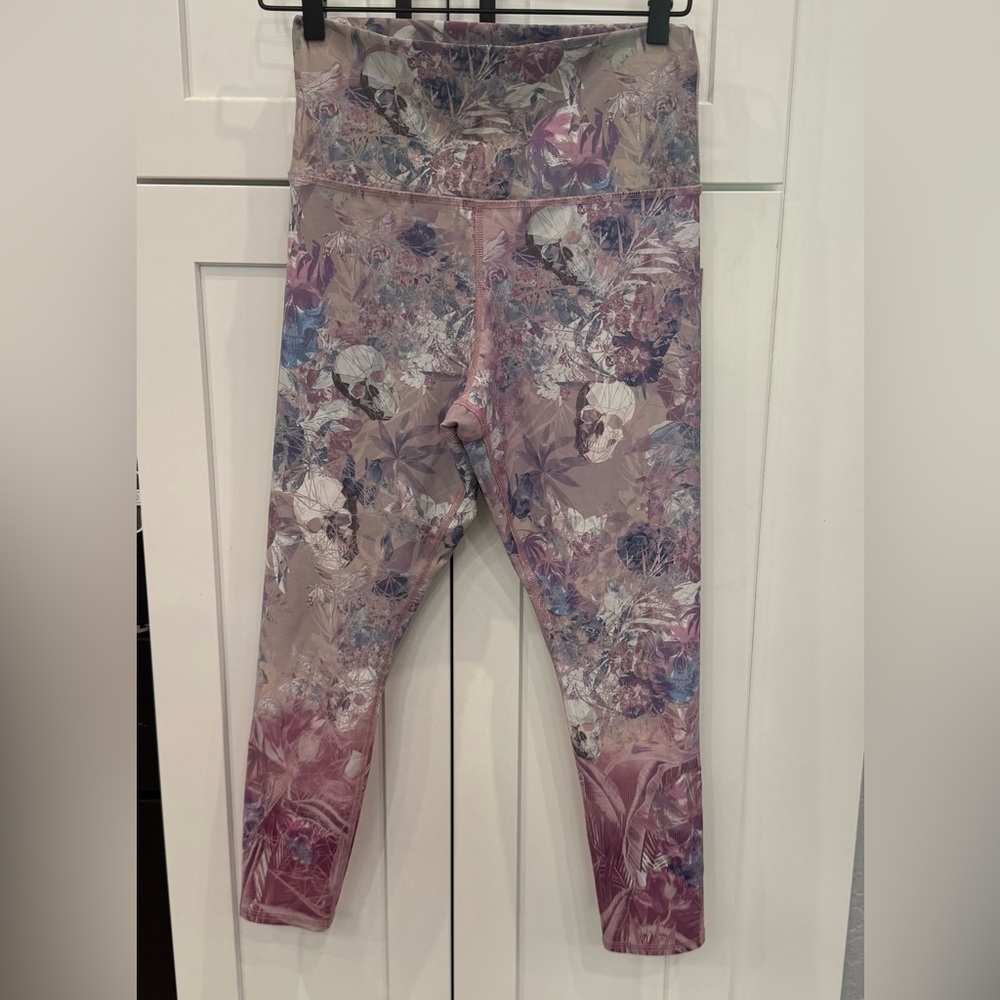 Evolution & Creation - Leggings - Multicolor Skulls & Floral - Medium